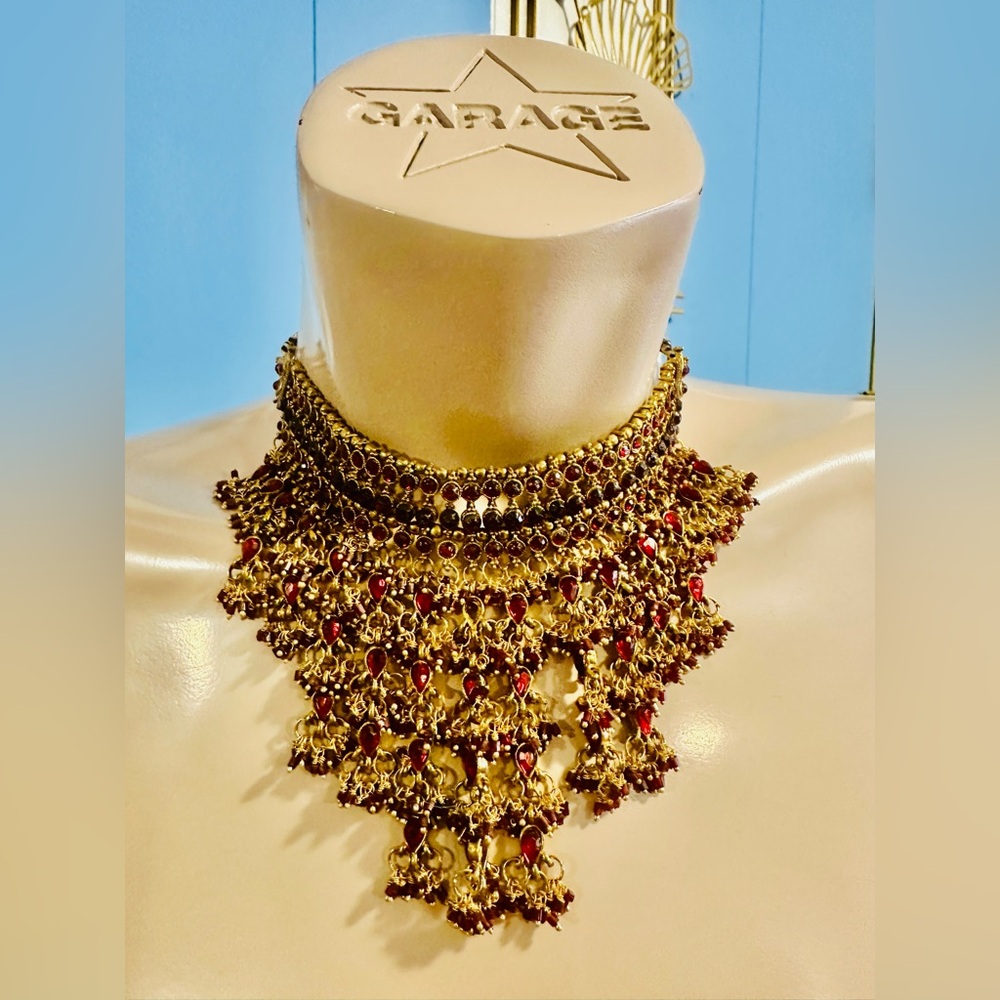 Elegant Gold and Red Choker Necklace set